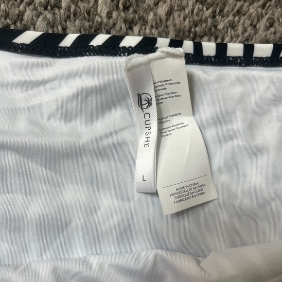 NWOT Cupshe Stella Zebra Print Bikini Set Women’s Size L - Picture 3 of 3